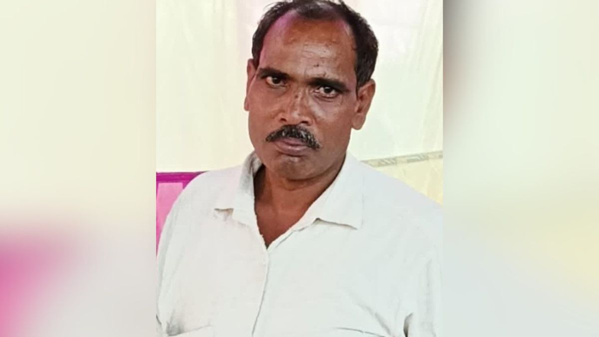 sultanpur road accidents two dead three injured