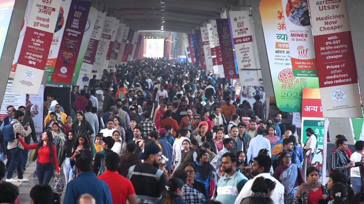 international trade fair delhi last 2 days huge crowd of visitors