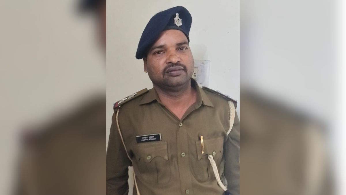 fake inspector arrested in araria 3 years of fraud