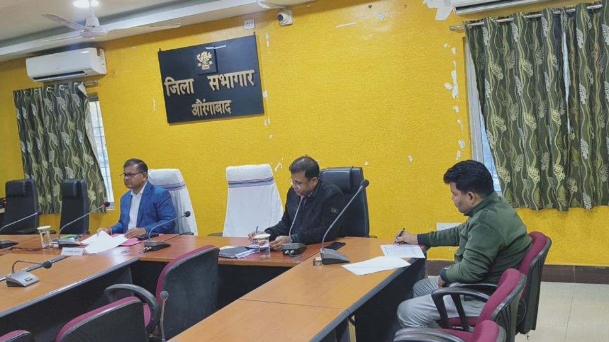 aurangabad 17071 ration card cases pending