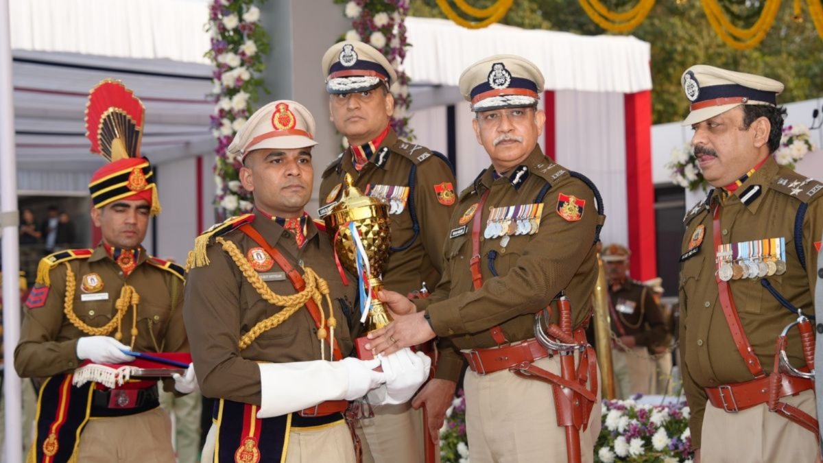 delhi police recruitment new officers join to combat crime