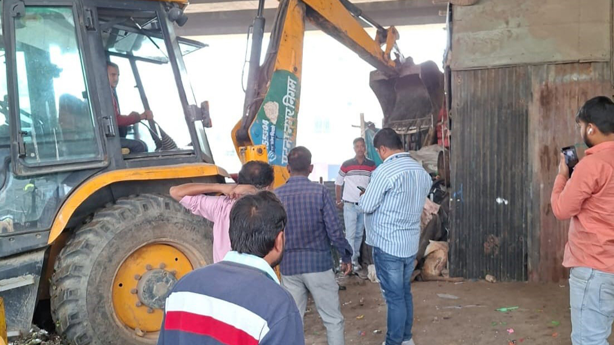 patna bulldozer action structures demolished for construction