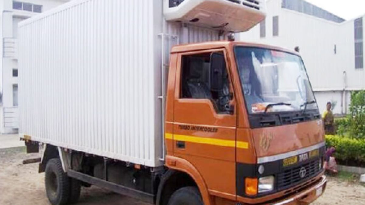 aligarh meat supply insulated vans with cameras for monitoring