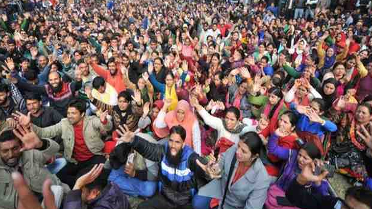 government considers defreezing ret teacher posts in jammu kashmir