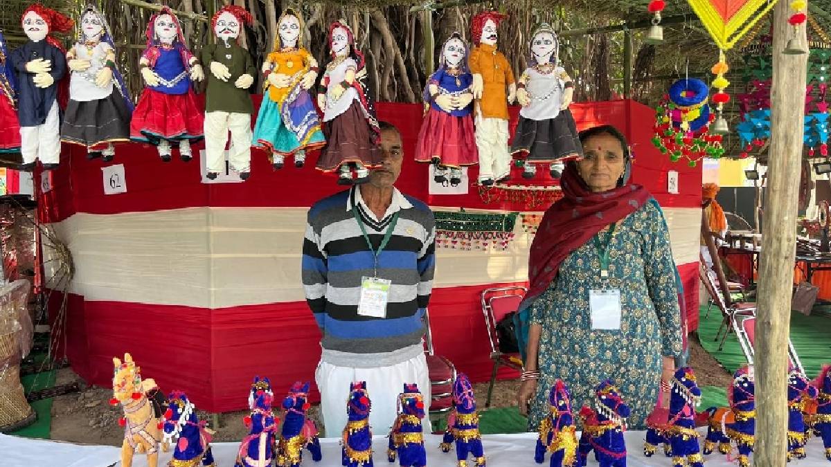 haryana pavilion wooden art gudda guddi attract tourists