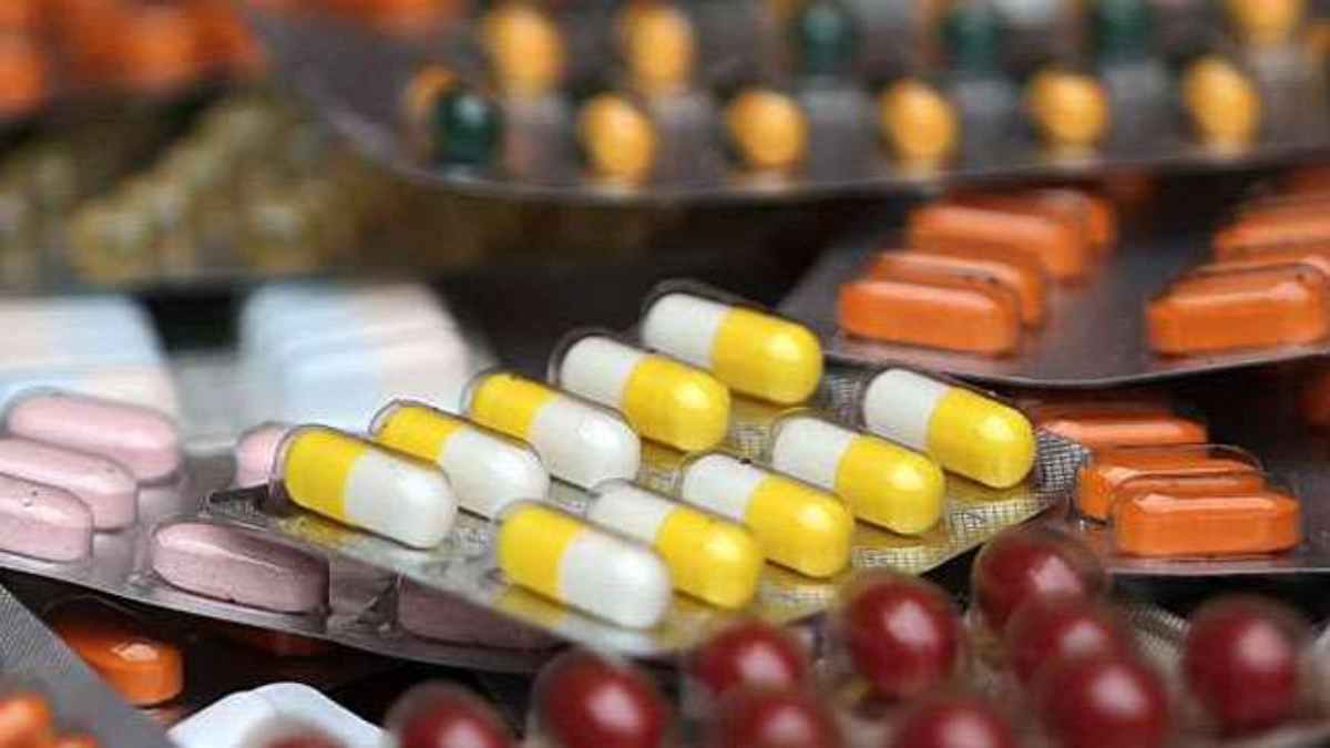 license cancellation for illegal drug sellers district administration issues notices