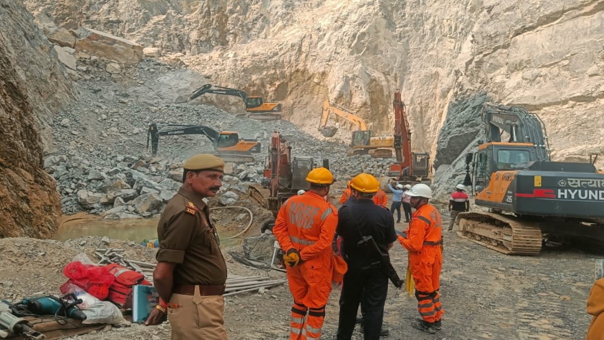 sonbhadra mining accident non bailable warrant issued for accused