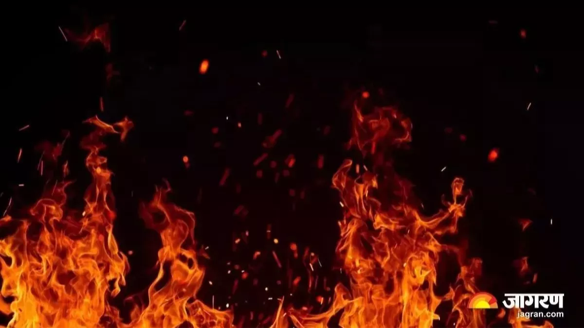 fire in hut while cooking onemonthold baby injured