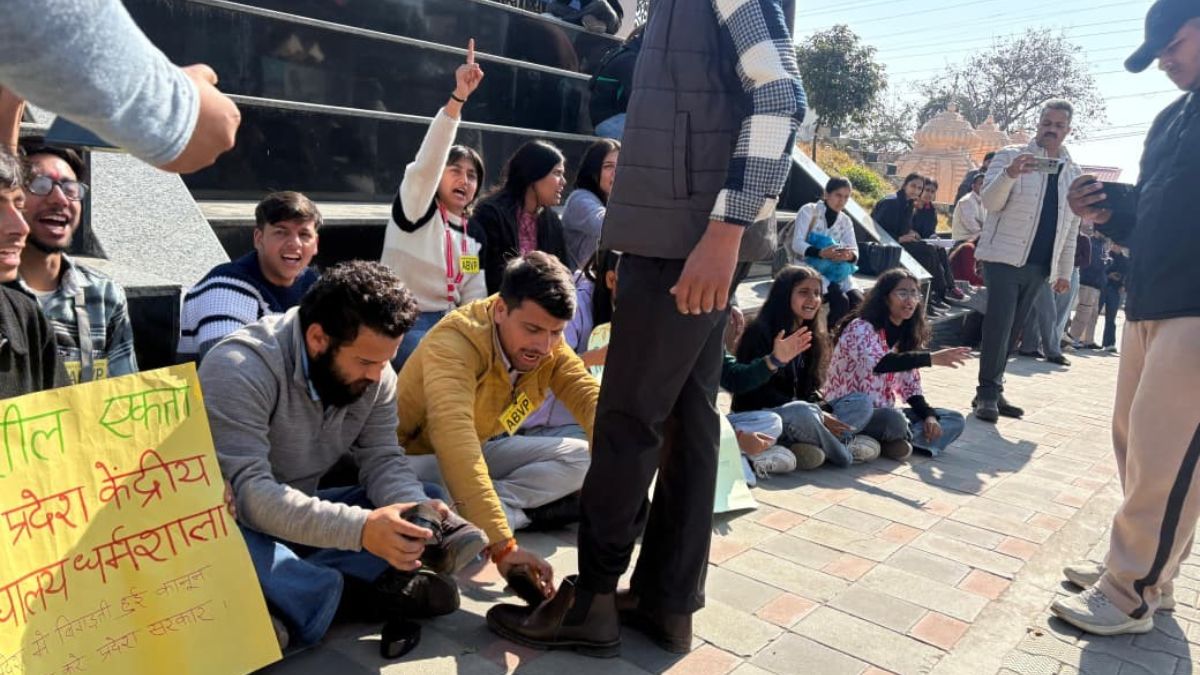 himachal pradesh unemployment soars as job promise fails abvp protests