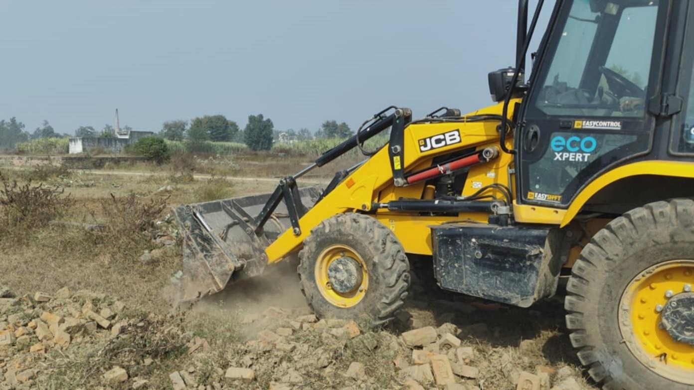 moradabad mda demolishes illegal construction on gagan river bank