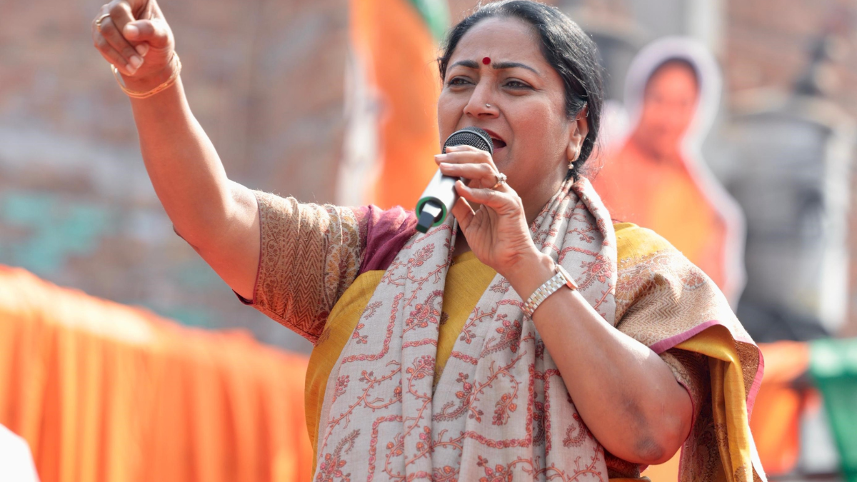 cm rekha gupta every slum dweller to get permanent house