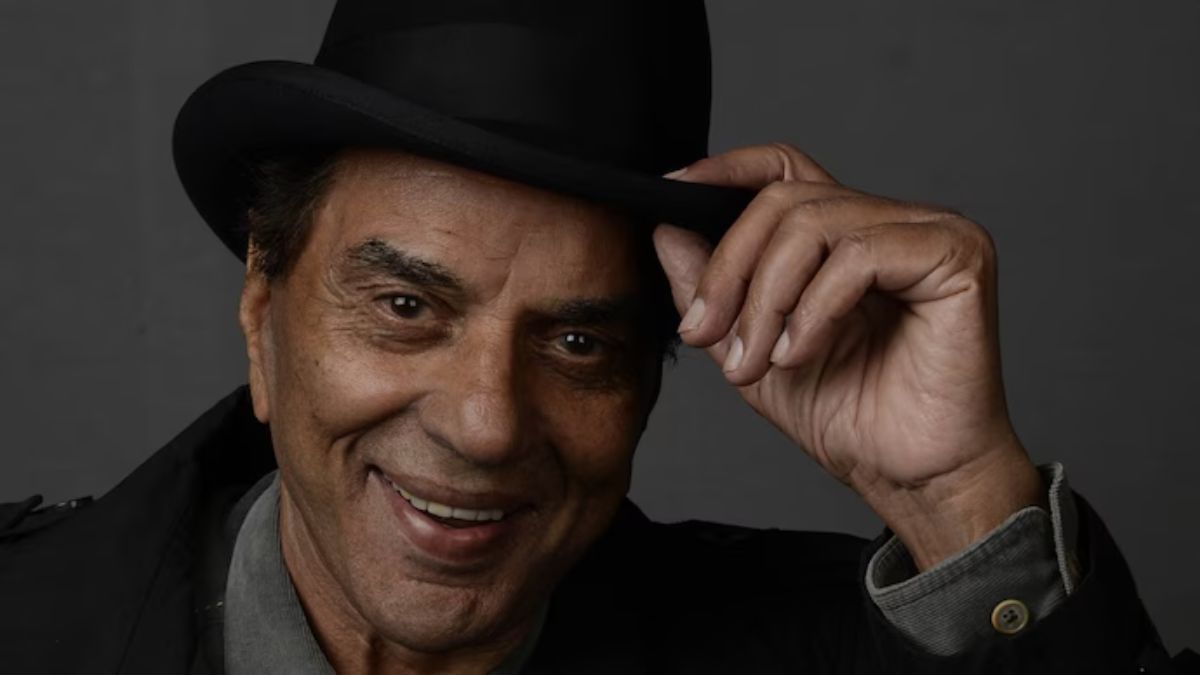 dharmendra prayer meet to be held today named celebration for life