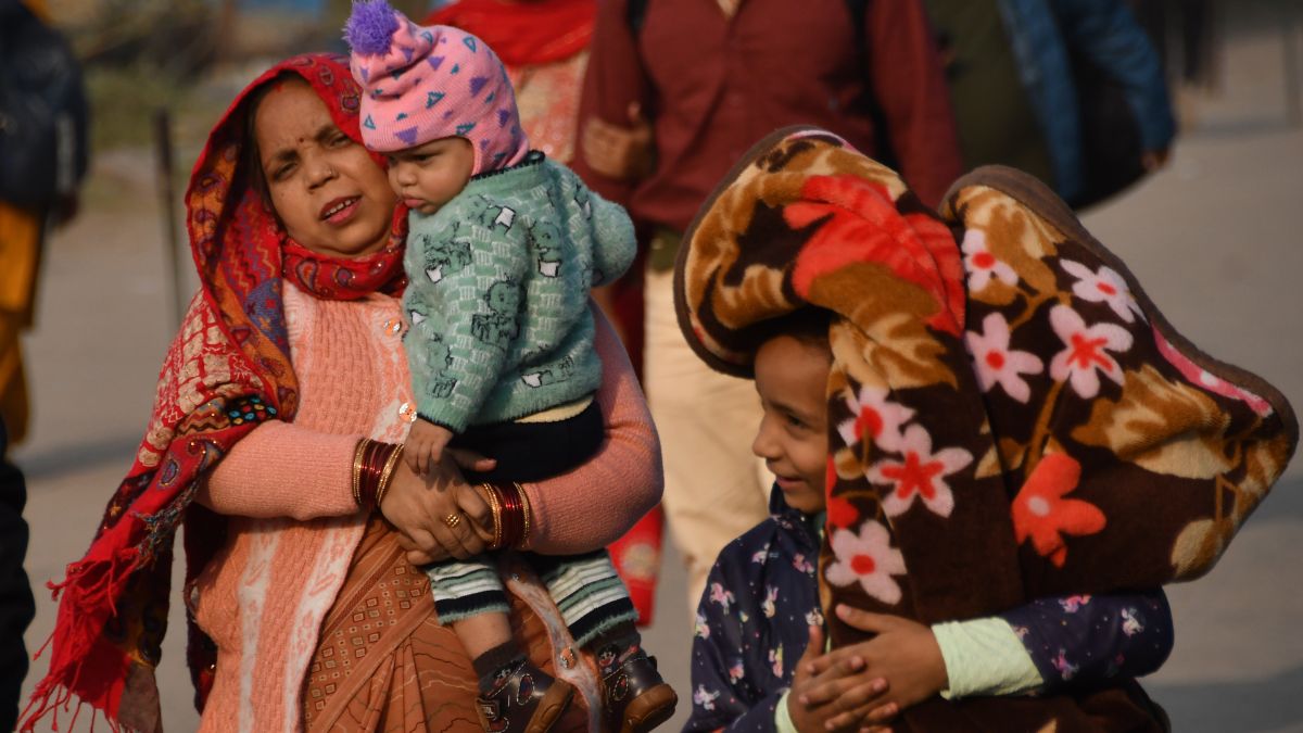 ghaziabad weather sunny day brings relief and park activity