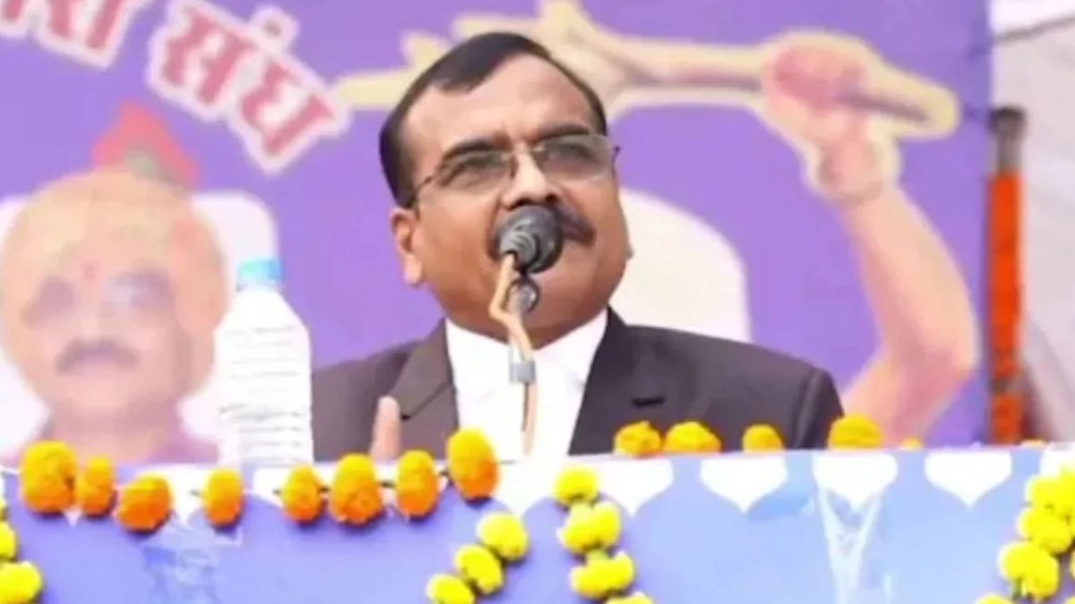 notice issued to ias officer santosh verma for making indecent remarks on brahmin girls