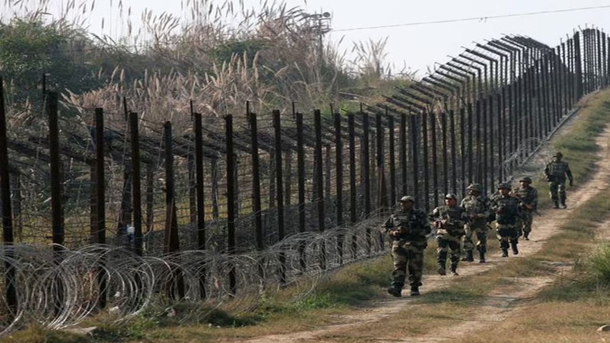 pakistani intruder apprehended near india pakistan border in barmer