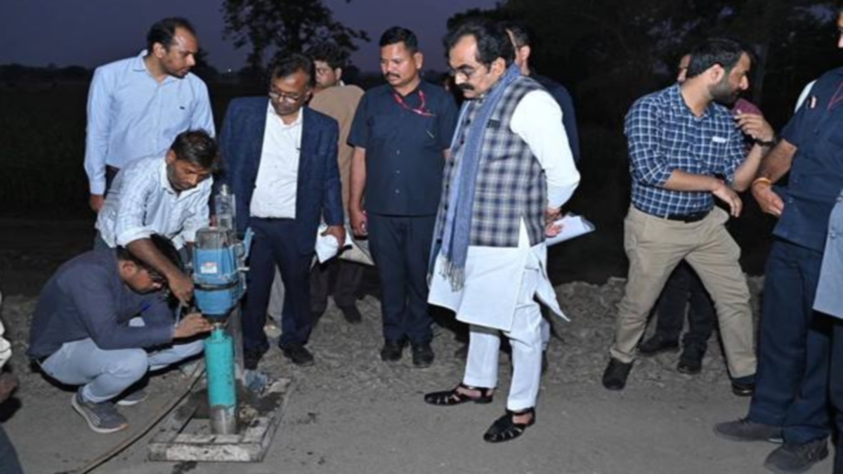 mp minister suspends official after road quality check in khargone