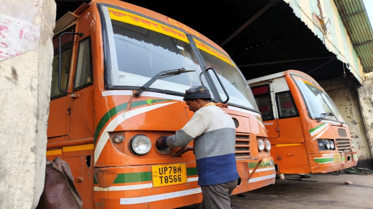 agra new satellite bus station for aligarh route reduces traffic