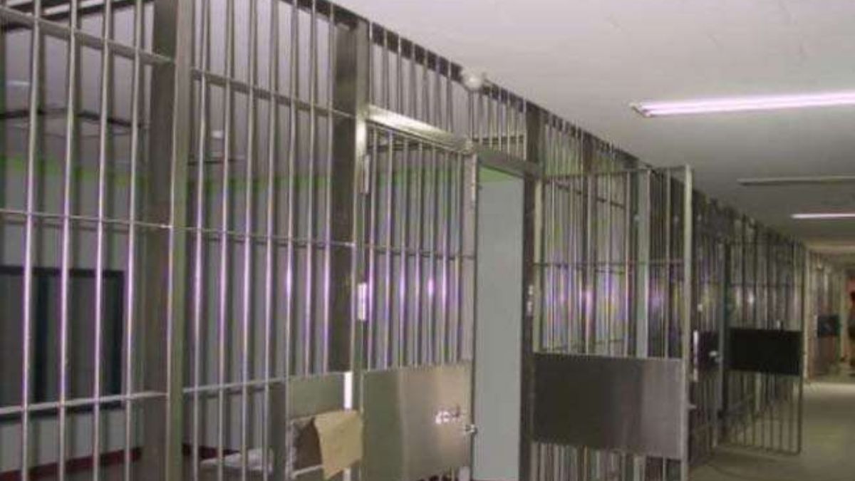 bareillytemporarydetentioncenterforrohingyabangladeshiintruderverification