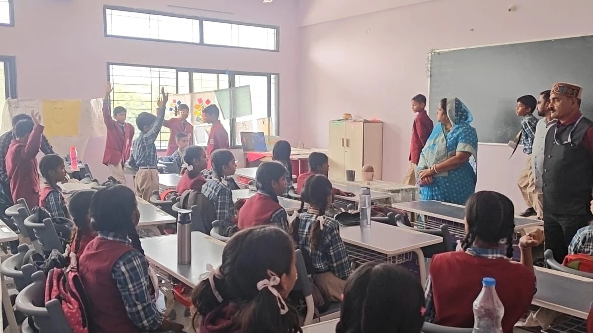 teacher assaults students in balaghat school mla intervenes