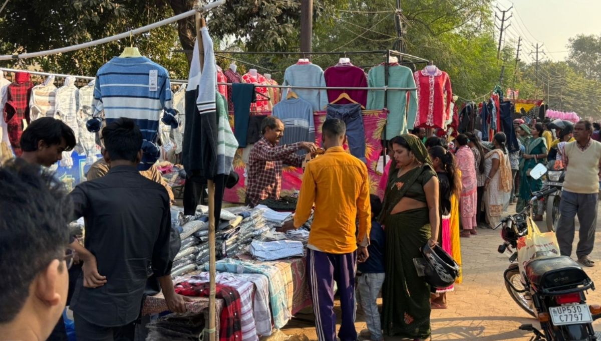 illegal weekly market in gorakhpur police protection and extortion