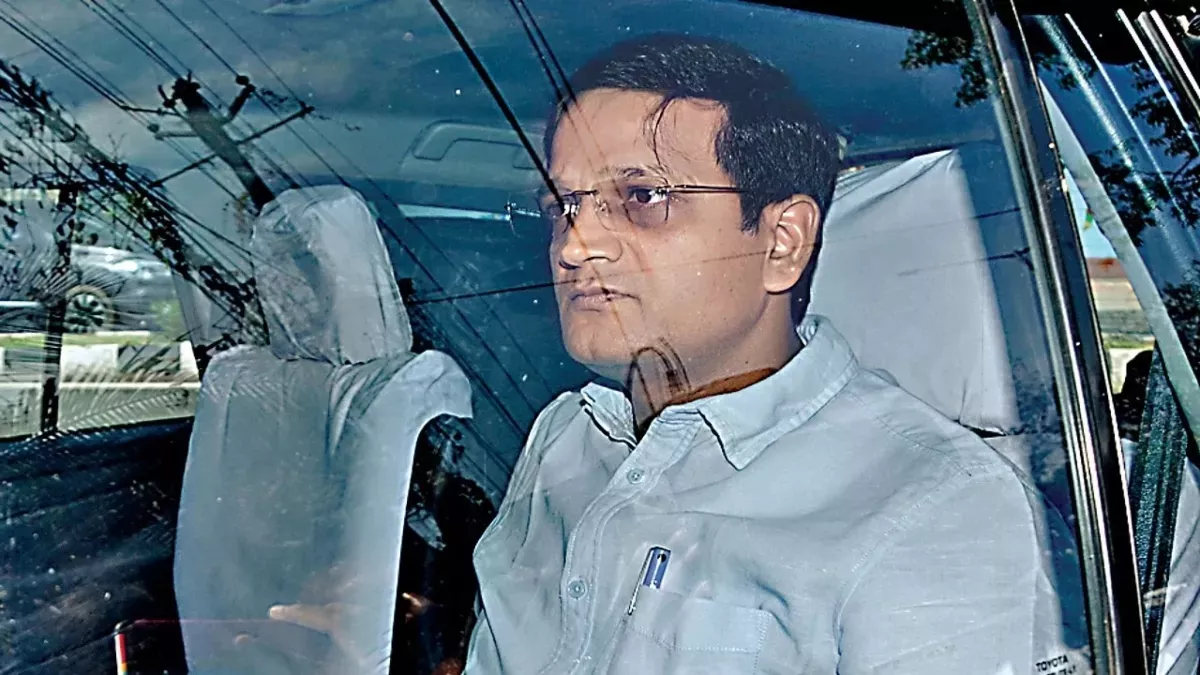 ranchi ias chhavi ranjan withdraws plea in land scam case