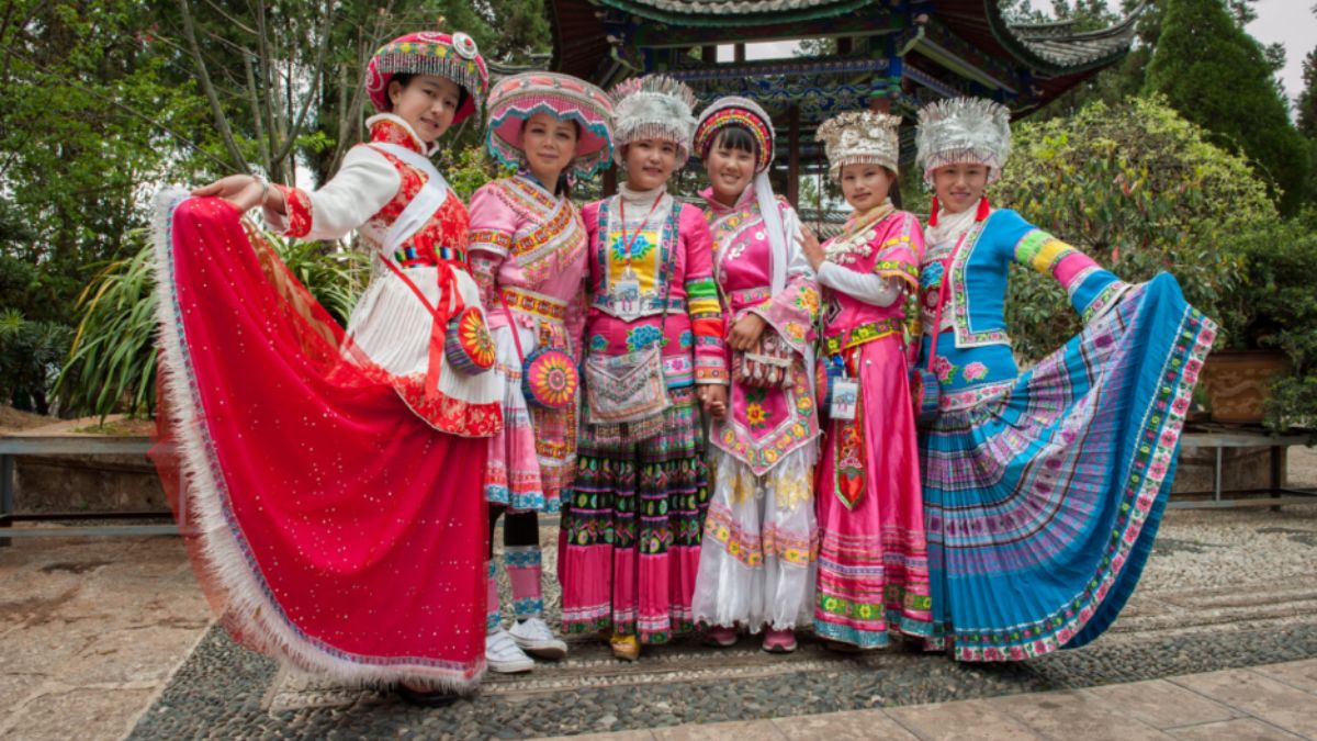 yunnan a story of tradition and modernity in southwest china