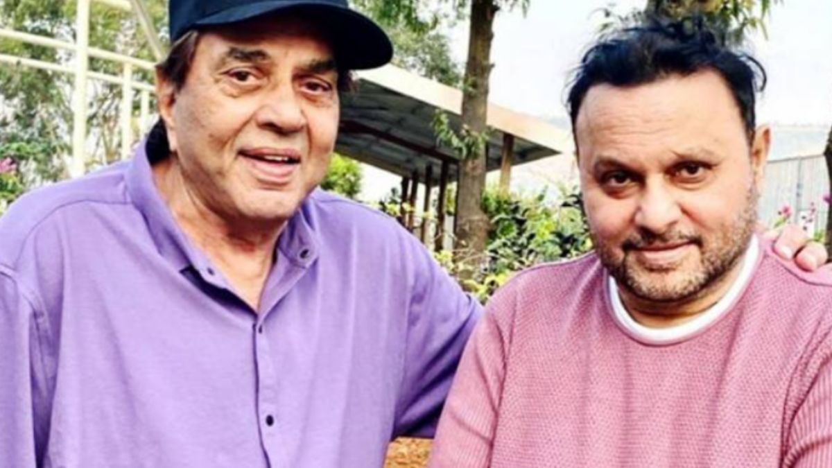 gadar 2 director anil sharma revealed dharmendra was recovering after coming home from breach candy hospital