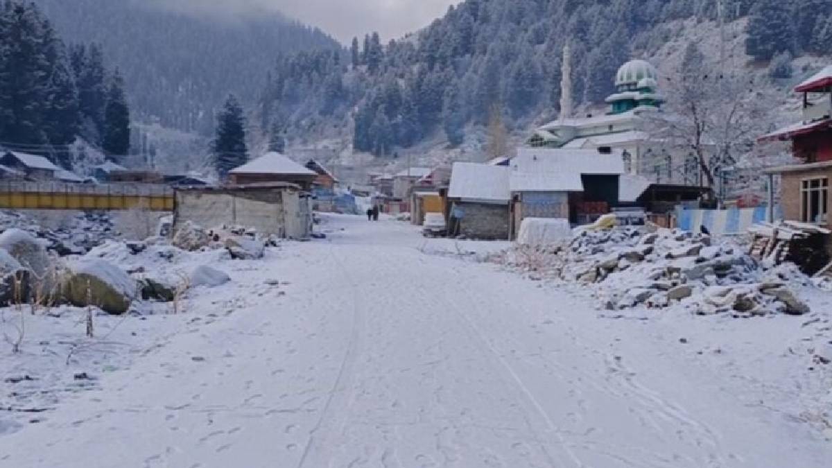 jammu kashmir weather update srinagar colder than gulmarg snowfall alert