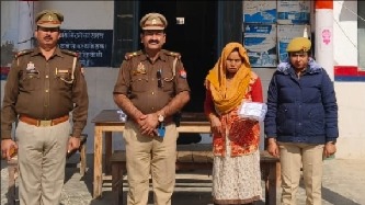 cash disappearing house owner suspects maid installs camera shocking recording