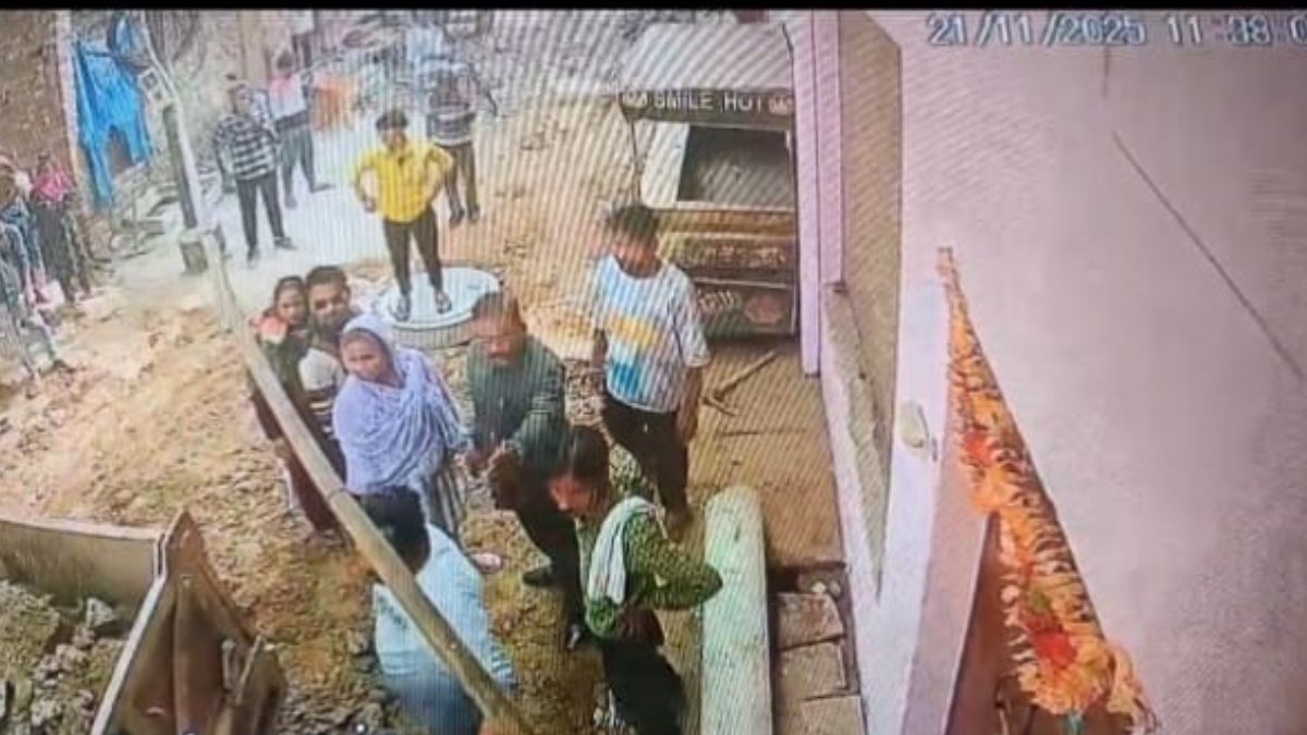 bjp councillor assaulted over extortion demand in agra gangajal pipeline dispute