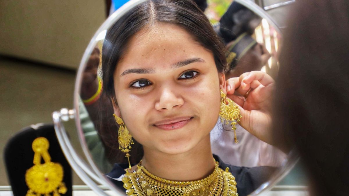 gold and silver prices surge today check latest rates