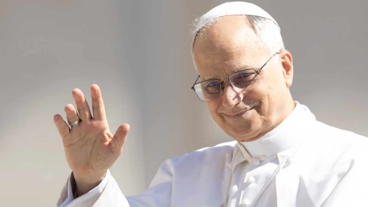 pope leo visits turkey calls for catholic unity