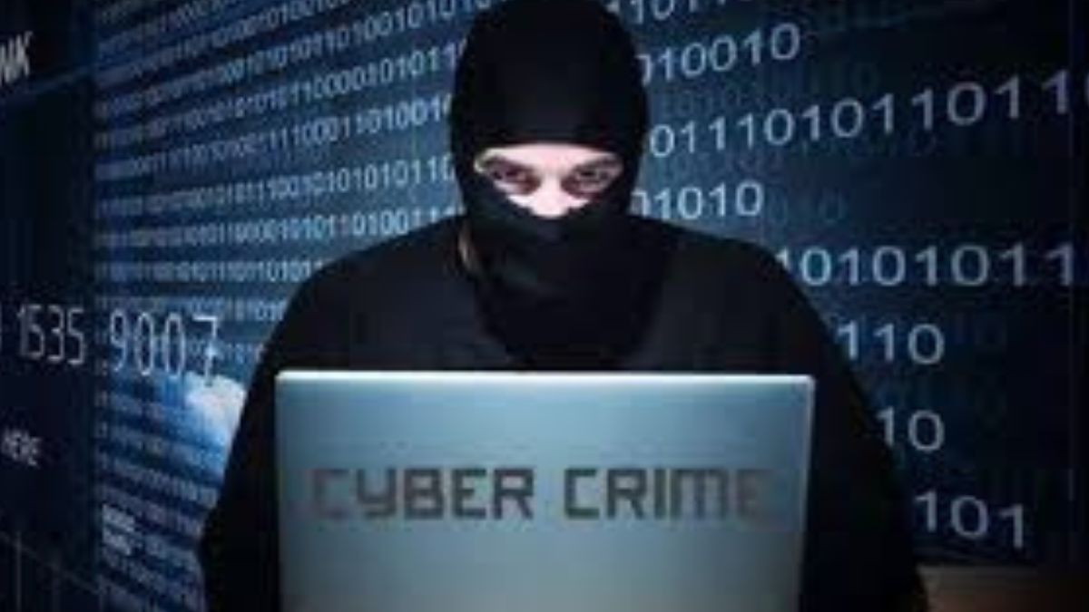 cyber fraud in bulandshahr man duped of 1262 lakh