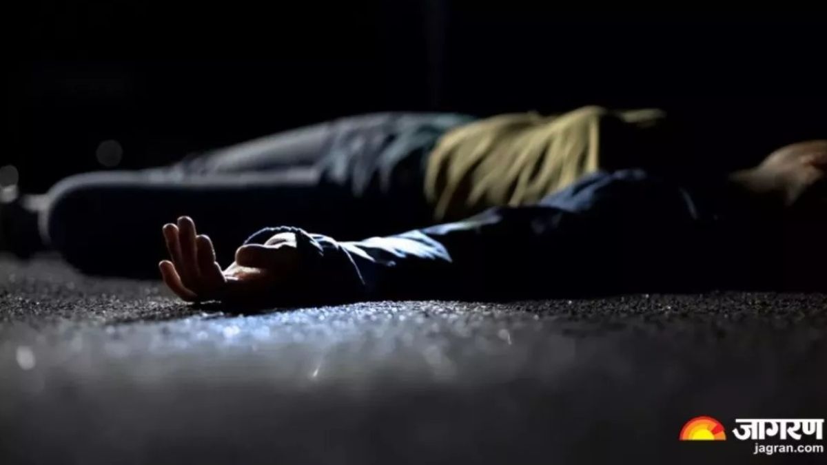 moradabad news tent worker dies after touching hightension wire