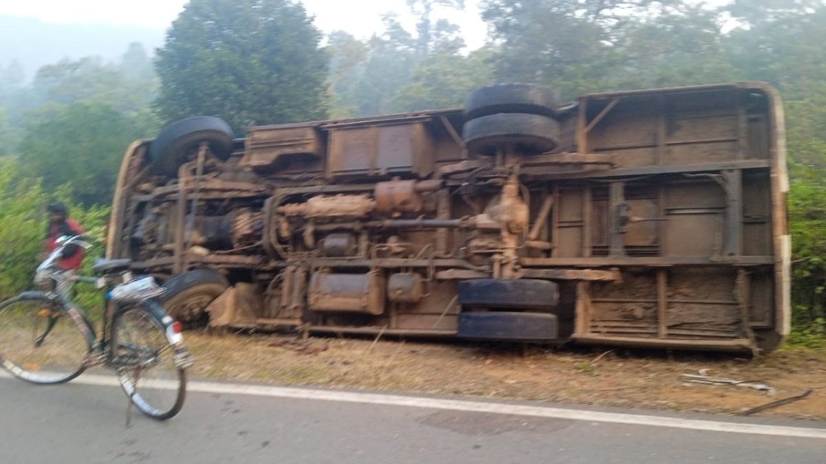 west singhbhum bus accident 5 injured driver drunk