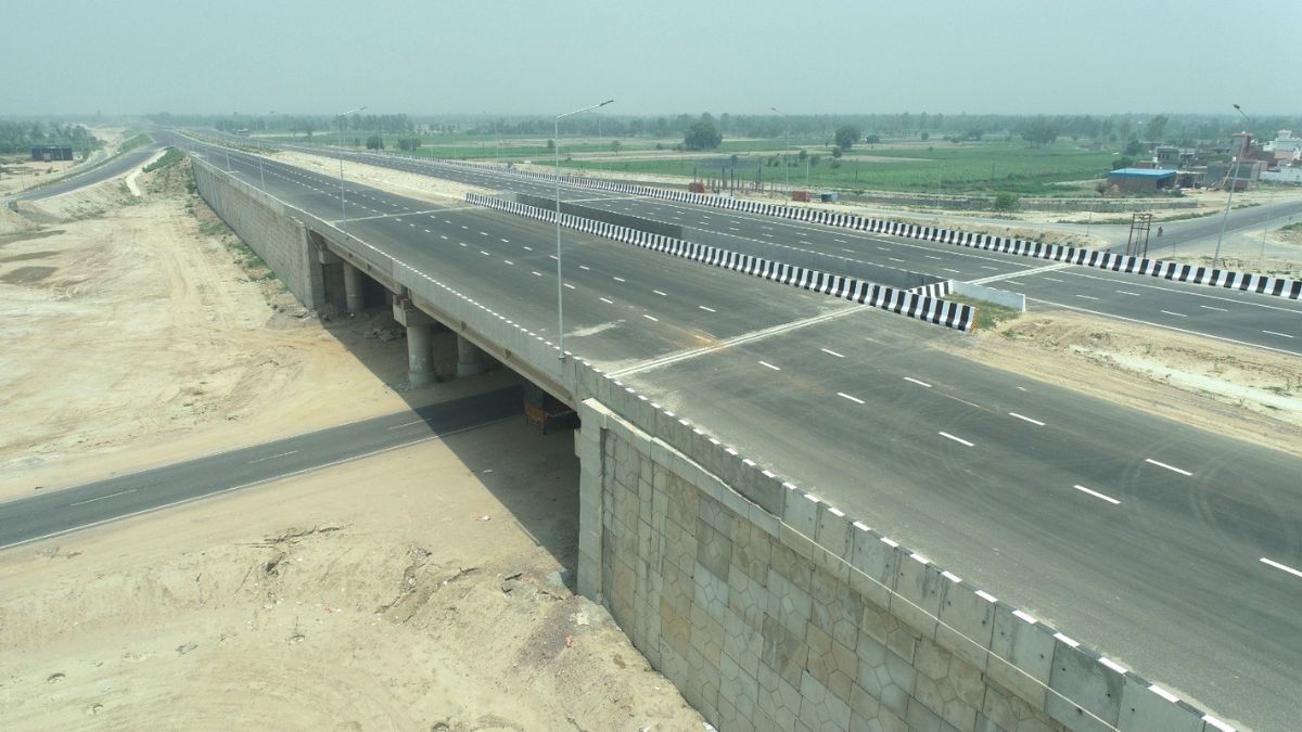 sambhal accident calls to ban traffic on ganga expressway after horrific crash