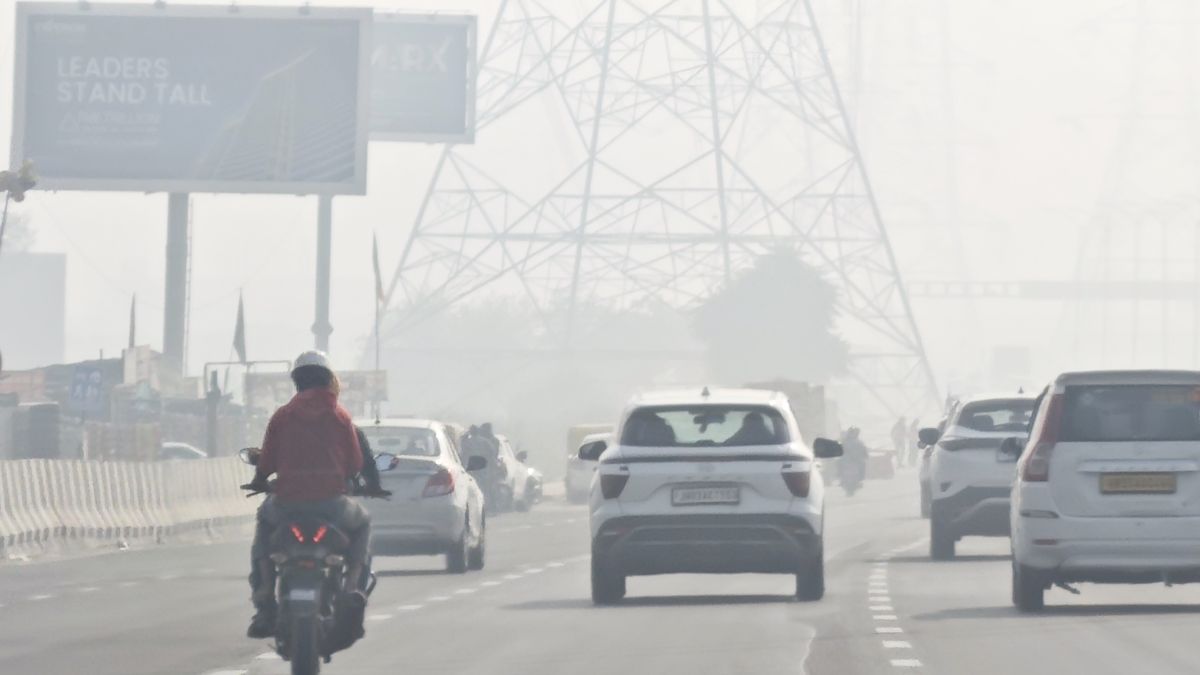 gurugrammanesar air pollution aqi levels reach hazardous levels