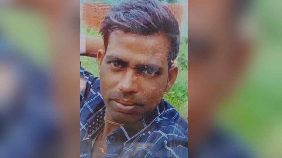 tragic accident laborer dies under tractortrolley wheel in jalaun