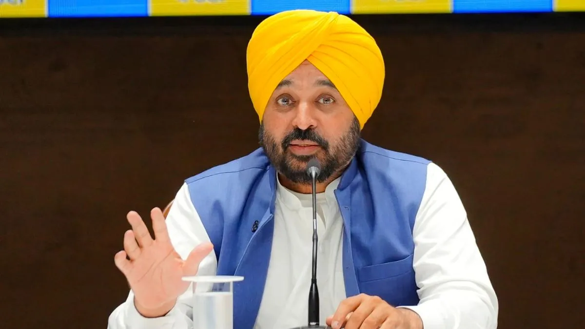punjab govt releases rs 213 cr for rangla punjab yojana before zila parishad elections