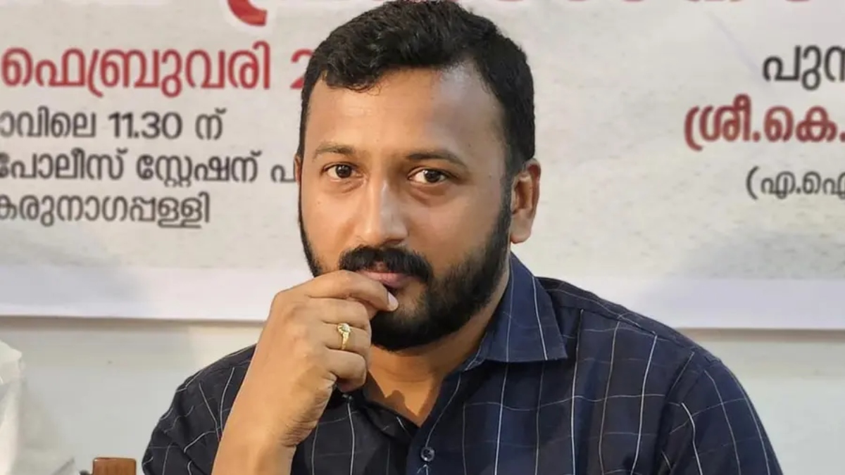 lookout circular issued against suspended congress mla rahul mamkootathil