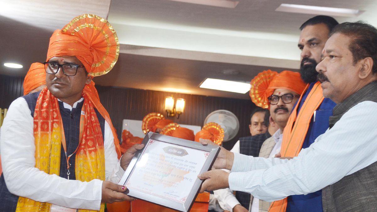 bihar chunav bjp honors 243 bla1 for excellent management