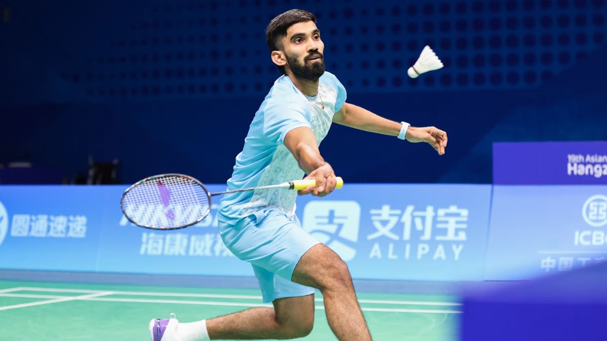 kidambi srikanth and trisha jolly and gayatri gopichand in final of syed modi badminton tournament