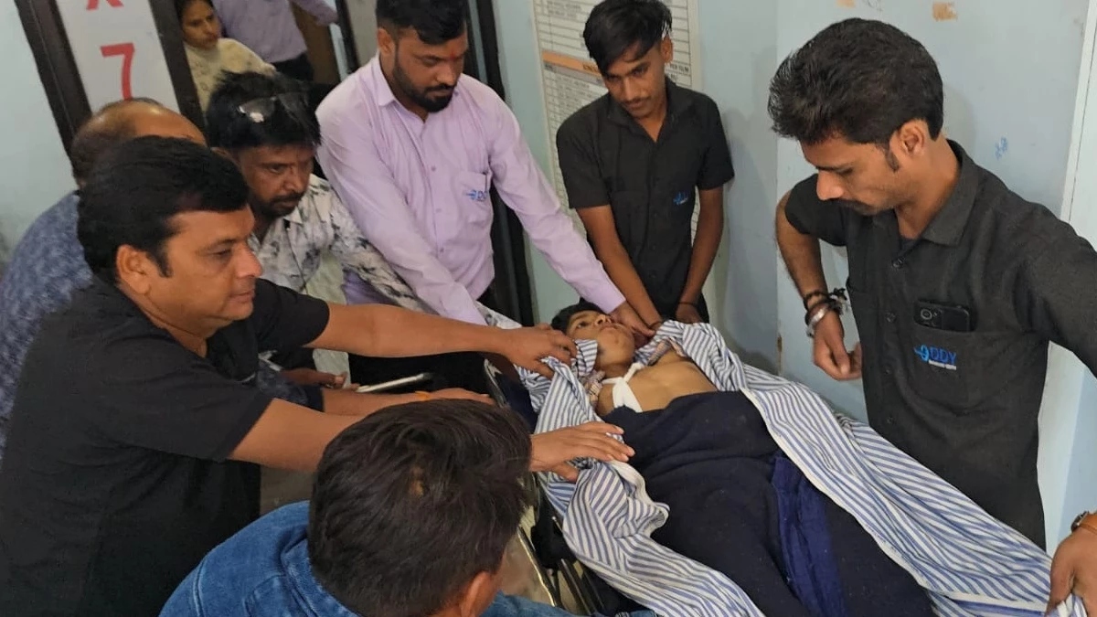 52 sorry 4 minutes class 8 student makes reel in school destroys father with house building