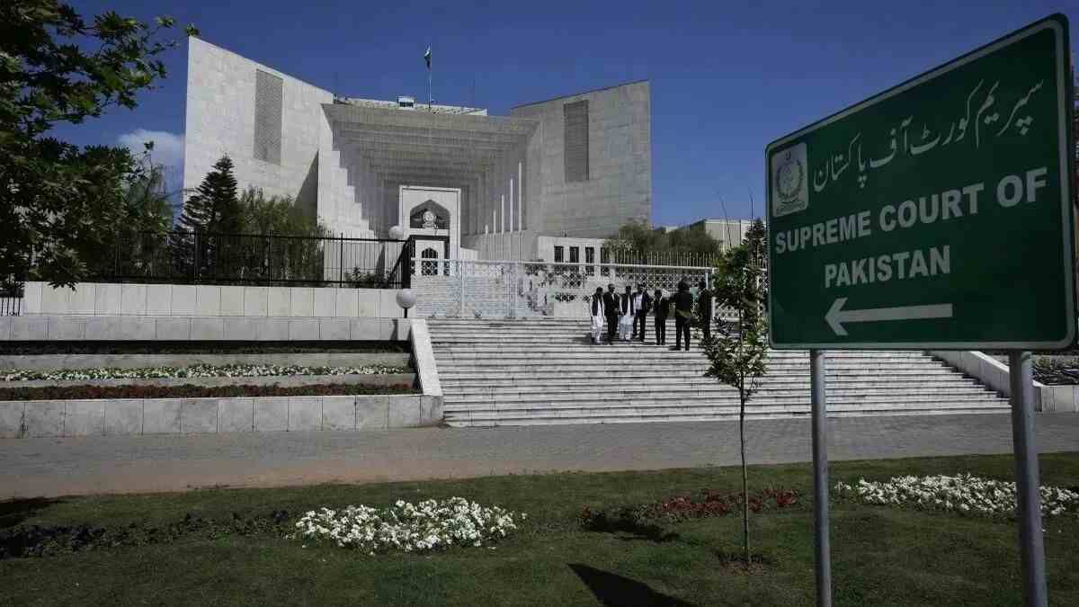 unhrc chief warns pakistan constitutional amendment threatens supreme court independence