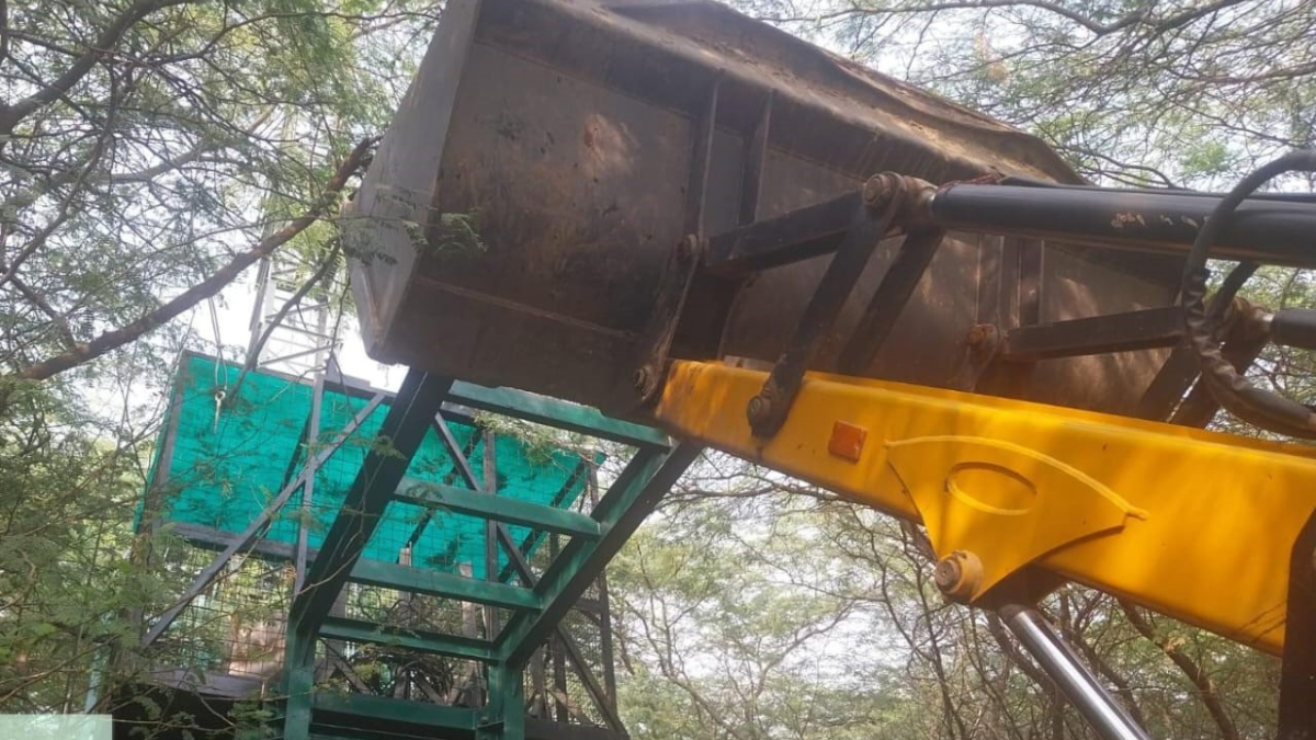 aravali forest forest department demolishes illegal mobile tower