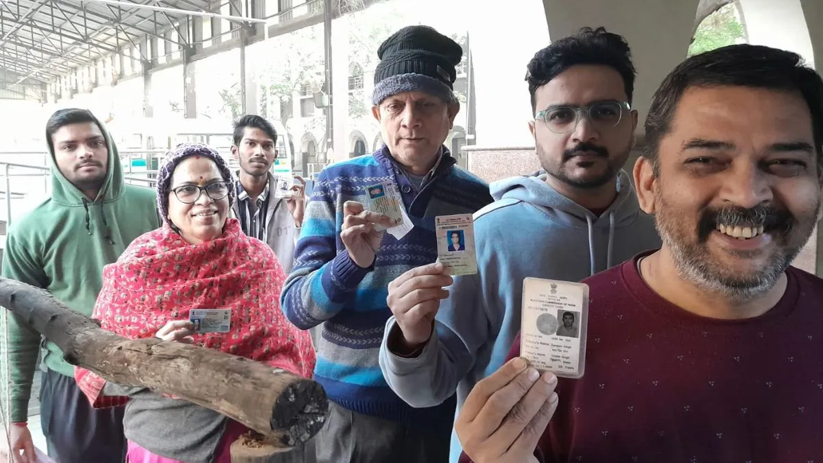 Delhi MCD ByElection 2025 Live: दिल्ली नगर निगम उपचुनाव में 12 सीटों पर मतदान शुरू, AAP-BJP में कड़ी टक्कर
