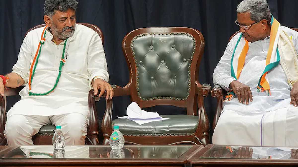 karnataka cm war repeats after 2007 political crisis amid siddaramaiah vs dk shivkumar