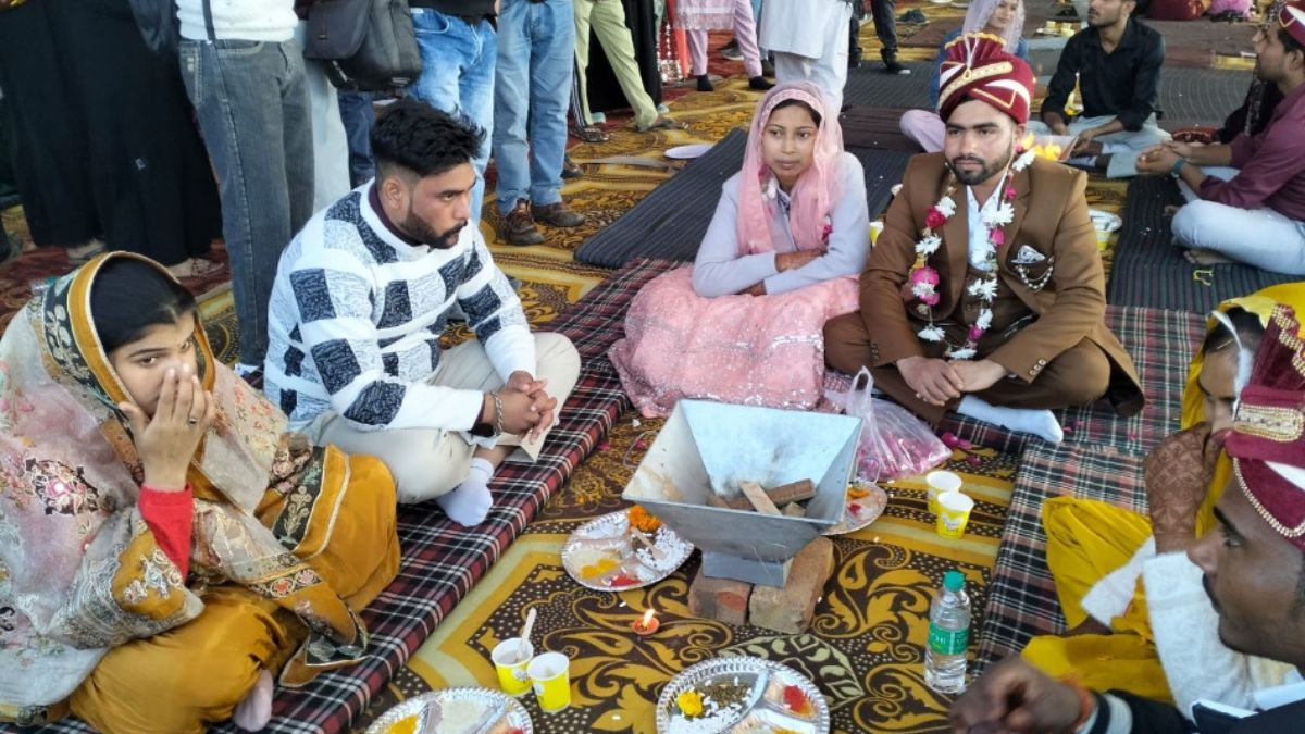 cmmassmarriageschemerampurs16couplesbiometricidissuestuckweddingssuspended