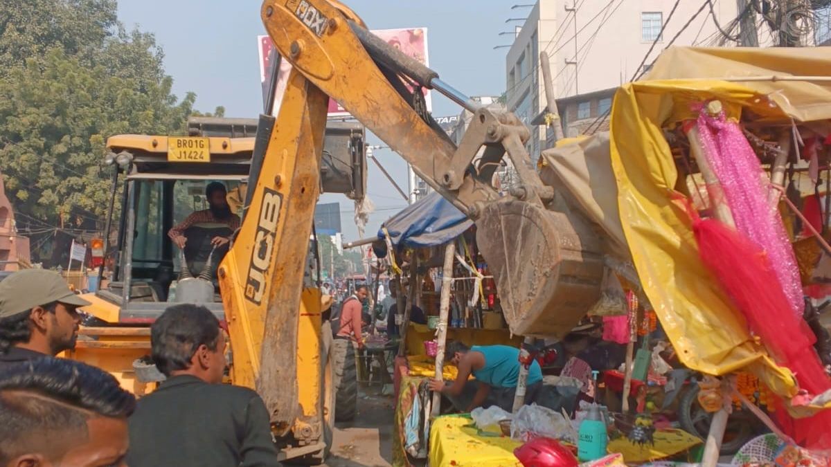 fir for obstructing anti encroachment drive in patna