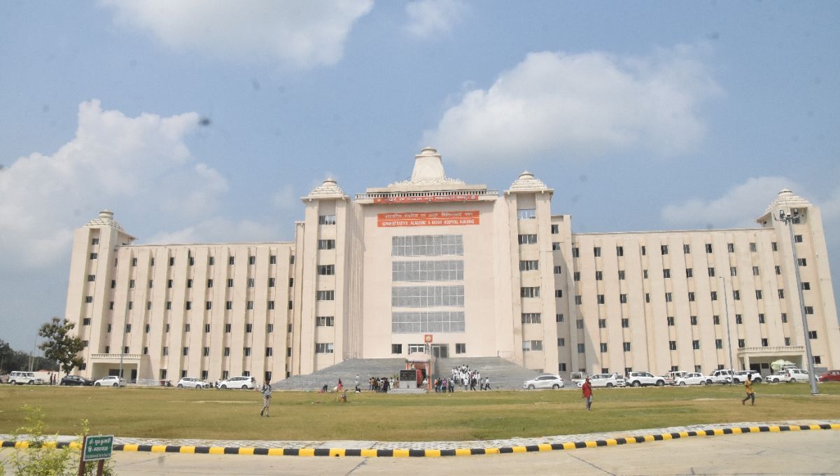 ayush university gorakhpur new medicine distribution system for patients